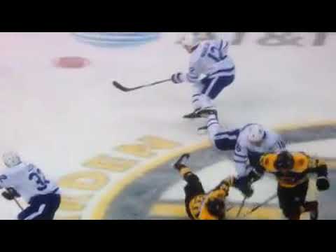 Matt Martin's DIRTY Hit On Bjork 11/11/17