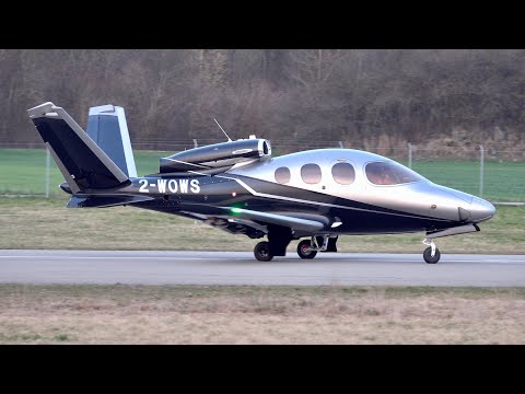 Cirrus SF50 Vision Jet Take-Off and Landing