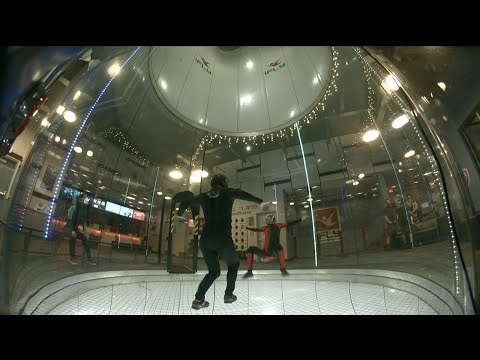 Indoor skydiving: knee flying and sit fly drills pt2 (Nick 41)