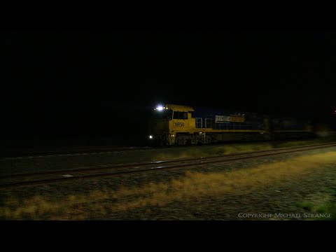 3MP5 Pacific National Container Train At Midnight (21/10/2020) - PoathTV Australian Railways