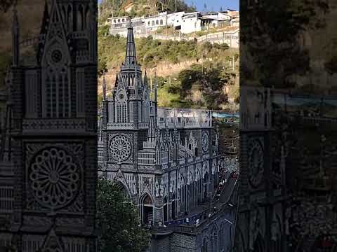 caminando por el santuario de Las lajas en ipiales nariño,,@SantuarioNuestraSenoradelRosar w