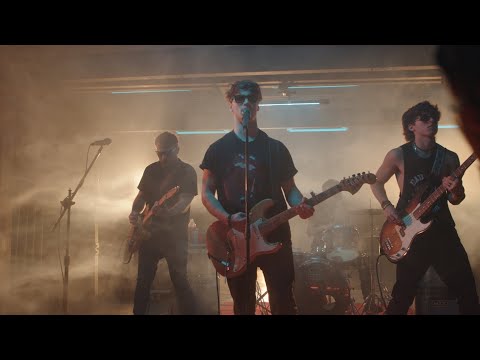 Nada Mal - Descontrol (Video Oficial)