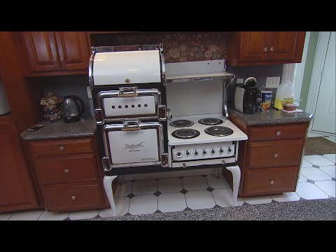 Family Uses 100-Year-Old Stove: ‘It’s Like a Miracle’