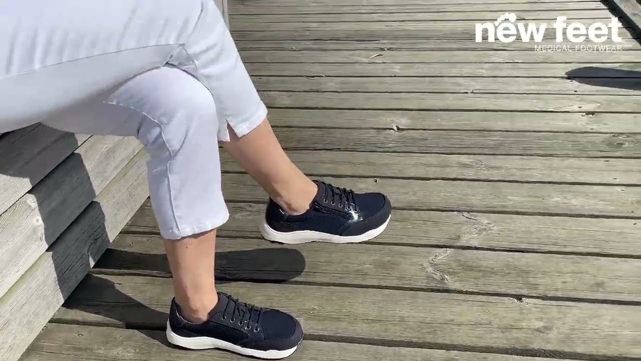 Sporty snøresko med lynlås - til damer