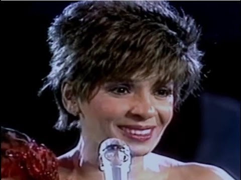 Shirley Bassey - Send In The Clowns  (1987 Live in Berlin)