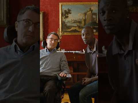 Bir adamın resmin üstünde burnu kanamış | The Intouchables (2011)
