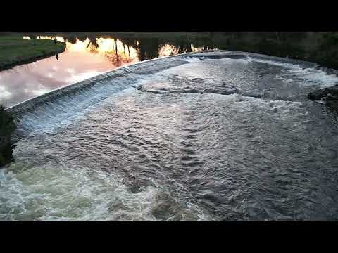 River Boyne at Broadboyne River Walk | Co.Meath | Ireland | Slo~Mo (Air2S) 4K  #riverboyne #Meath