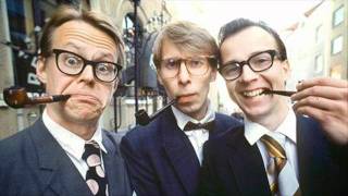 Alivaltiosihteeri - Armeija Yksipäiväiseksi