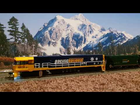 NR14 First run with some grain hoppers