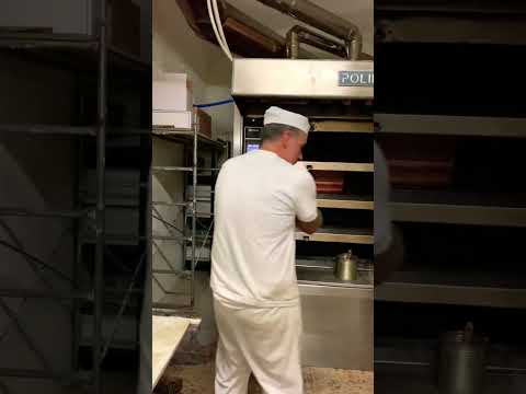 #streetfood #pizza #italianpizza #italianfood #pizzamargherita #food17 - dezembro de 2022