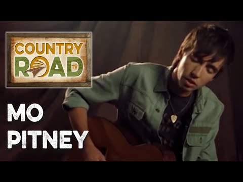 Mo Pitney  "Clean Up on Aisle Five"