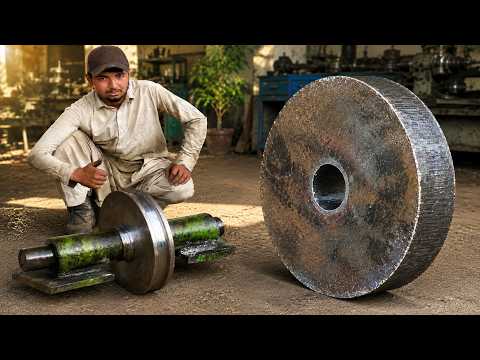 Rusty Iron Turned into Heavy Flywheel 🛠️ Full Manufacturing Process 💥