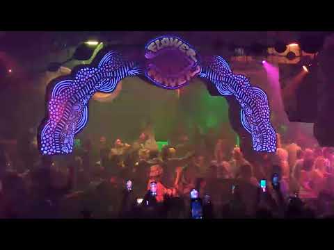 Bora Uzer on guitar #Closing #party #flowerpower 05-10-24 #pacha #ibiza