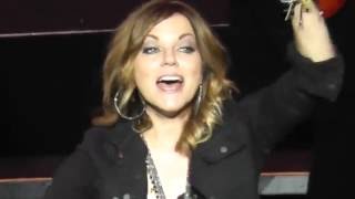 Martina McBride Hit Me With Your Best Shot 2016