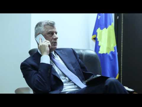 Kështu e priti Hashim Thaçi momentin e pranimit të Kosovës në UEFA - 03.05.2016 - Klan Kosova