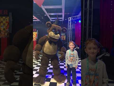 Five Nights At Freddy’s Meet and Greet Pax Seattle #fnaf #animatronics #fivenightsatfreddys #pax