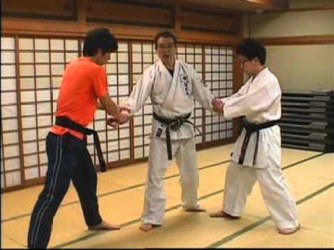 信武会 両肩押さえ崩し