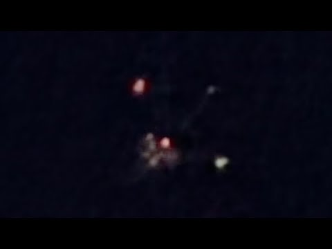 American Airlines Boeing 777-323(ER) (AA245, N736AT) landing to JFK Airport over my house from FCO