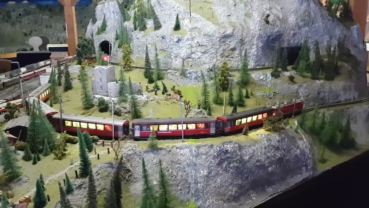 Discover the visuals of railways from Modellbahn Meiringen.