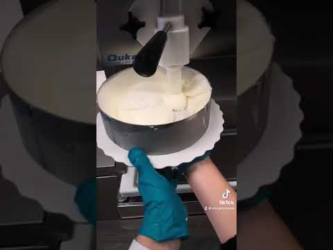 How to MAKE Oreo DQ cakes