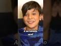 SANTI REGRESO Fedevigevani Humor Shorts