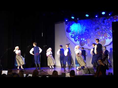 cieszyński taniec "Grabowy" (fragment) - Zespół Pieśni i Tańca "Mały Śląsk"