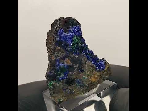 LINARITA y MALAQUITA, Dos Adrianas Mine, Tierra Amarilla, Copiapó Province, Atacama, Chile. minerals