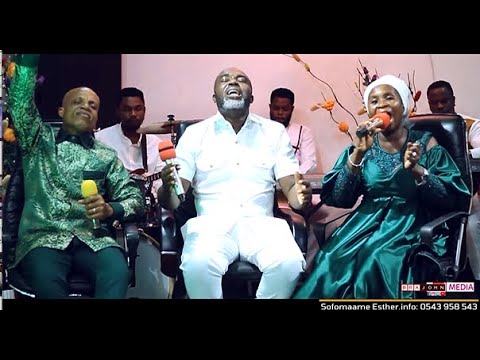 Oko hackman Son Apostle Frank Weeps😭 uncon , Esther Koranteng & Prophet Nana David in Deep Worship🙏😭