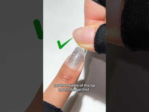 How to apply poly gel correctly