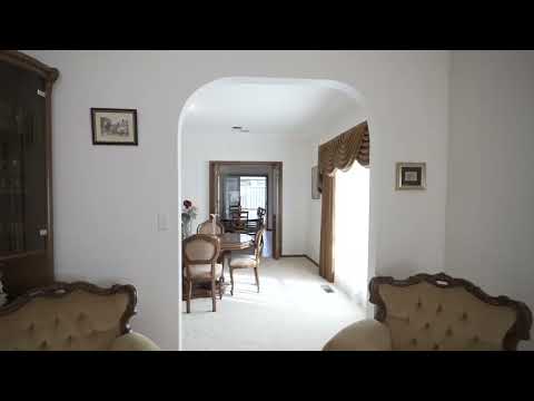 11 Tintaldra Drive, Taylors Lakes, North West Melbourne, 4房, 2浴, House