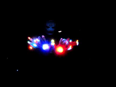 {Lightzombies.com} [Intake] + [Domo] = Hold On