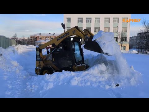 В Магадане продолжается борьба с последствиями циклонов
