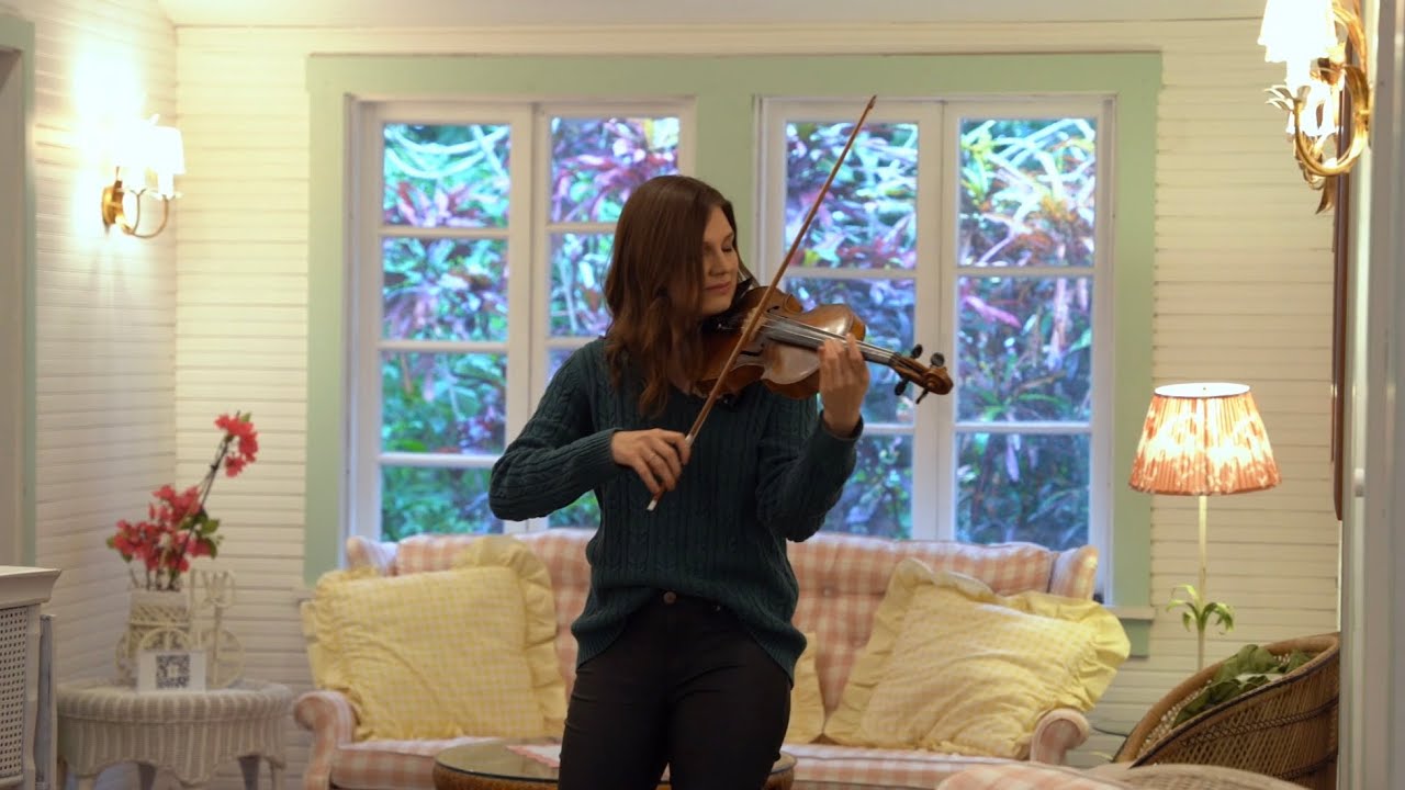 Hire Miami Violinist Violinist in Miami, Florida