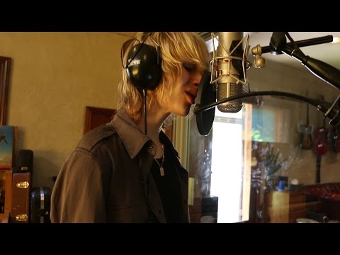 Lyric Dubee feat. Tim Pierce & Matt Starr - Warren Huart: Produce Like A Pro