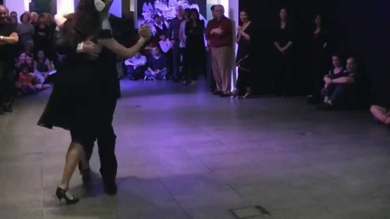 3  Milonga del Patio presenta: Carla Calcaterra y Cristian Petitto