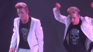 GET UP AND DANCE Jedward