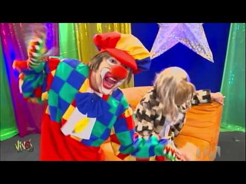 Escholita Solitaria: Cumpleaños de Pio Pio - Vivos Ecuador