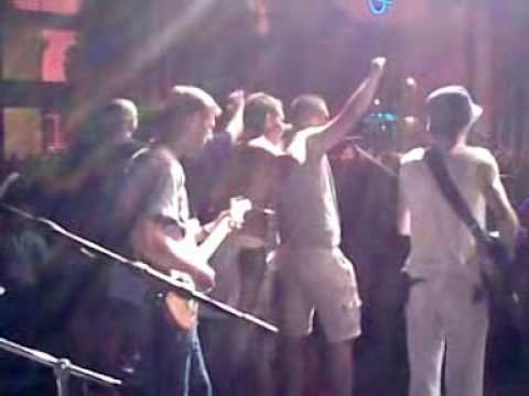 .:: SIVI DOM - LIVE ::. - K*urac vas čeka