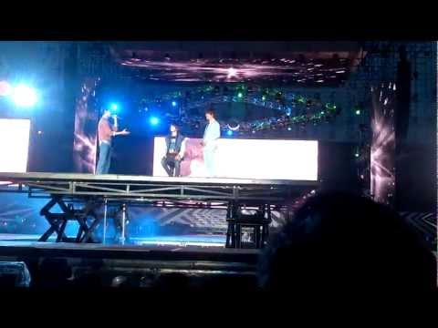 CUT (HD) Fancam - 121125 SMTown live in Bangkok III KyuHyun+Changmin+MinHo (Just the way you are)