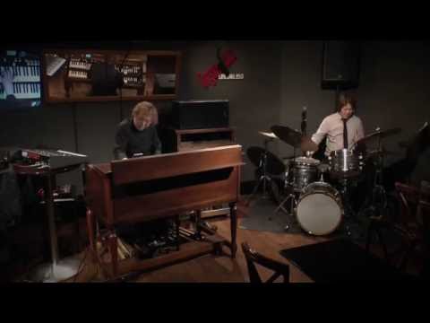 Daisuke Kawai and Hidenobu "KALTA" Otsuki DUO plays "Frame For The Blues"