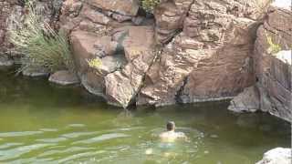 preview picture of video 'medicine park swimming and bouldering'