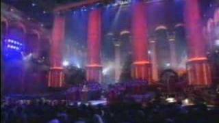 Gloria Estefan - Mas Alla (live)