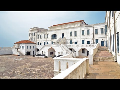 THE DOOR OF NO RETURN FOR SLAVES AT CAPE COAST CASTLE IN GHANA