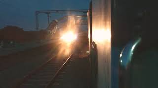preview picture of video '12393 Sampoorna Kranti Exp || WAP 7 || 12401 Magadh Exp.'