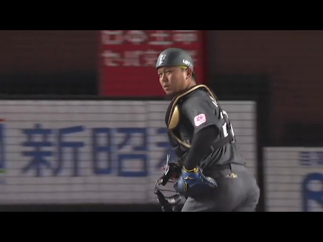 【5回表】素早い送球でアウトに!! マリーンズ・田村龍弘の盗塁阻止で投手を助ける!!  2024年6月13日 千葉ロッテマリーンズ 対 横浜DeNAベイスターズ