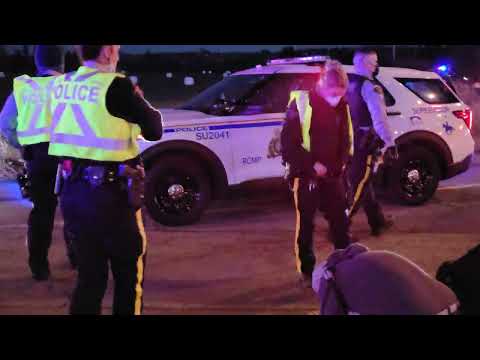 Surrey BC Freedom Convoy at Pacific Border Crossing Feb 12, 2022 20220212 175930