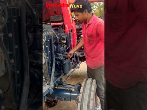 Mahindra tractor 🚜 || oil servicing 🔥 #shorts #oilservice #tractor #mahindrayuvo #auto #farming