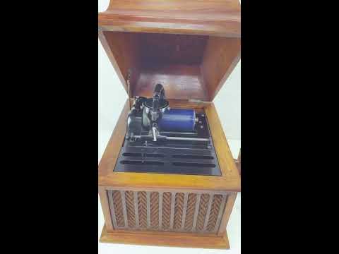 EDISON AMBEROLA MODEL 30 PLAYING KITTY O'NEILL MEDLEY OF REELS VIOLIN CYLINDER RECORD