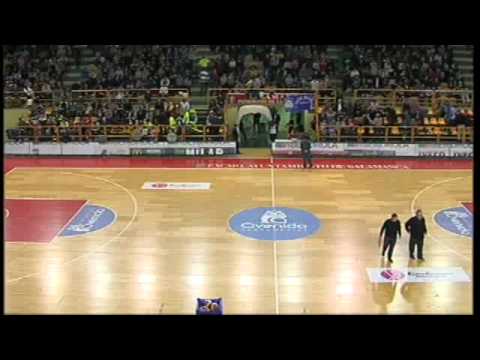 LIGA FEMENINA JORNADA9 PERFUMERIAS AVENIDA...,74 - 65,CD ZAMARAT... (07/12/2013)