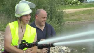 preview picture of video 'Cold water challenge 2014 FFW Könnern'